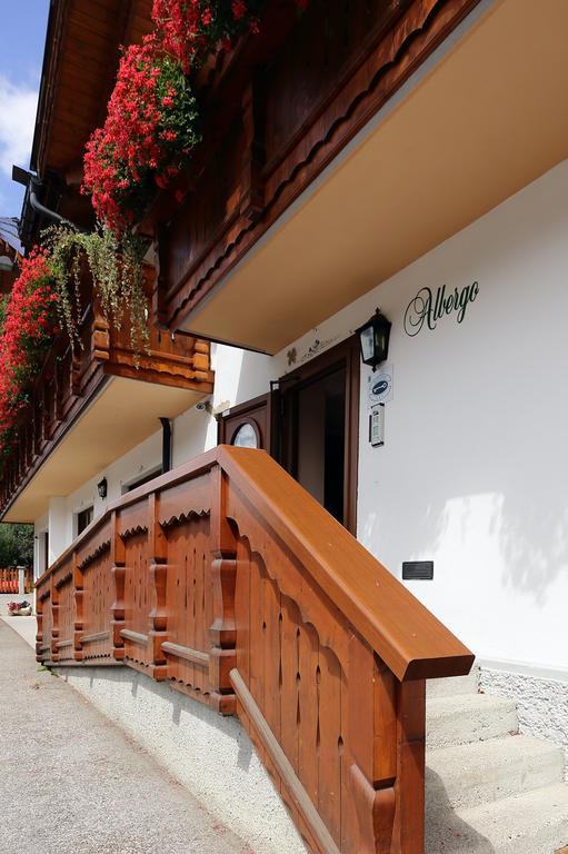 Hotel Al Sole Fusine in Valromana Extérieur photo